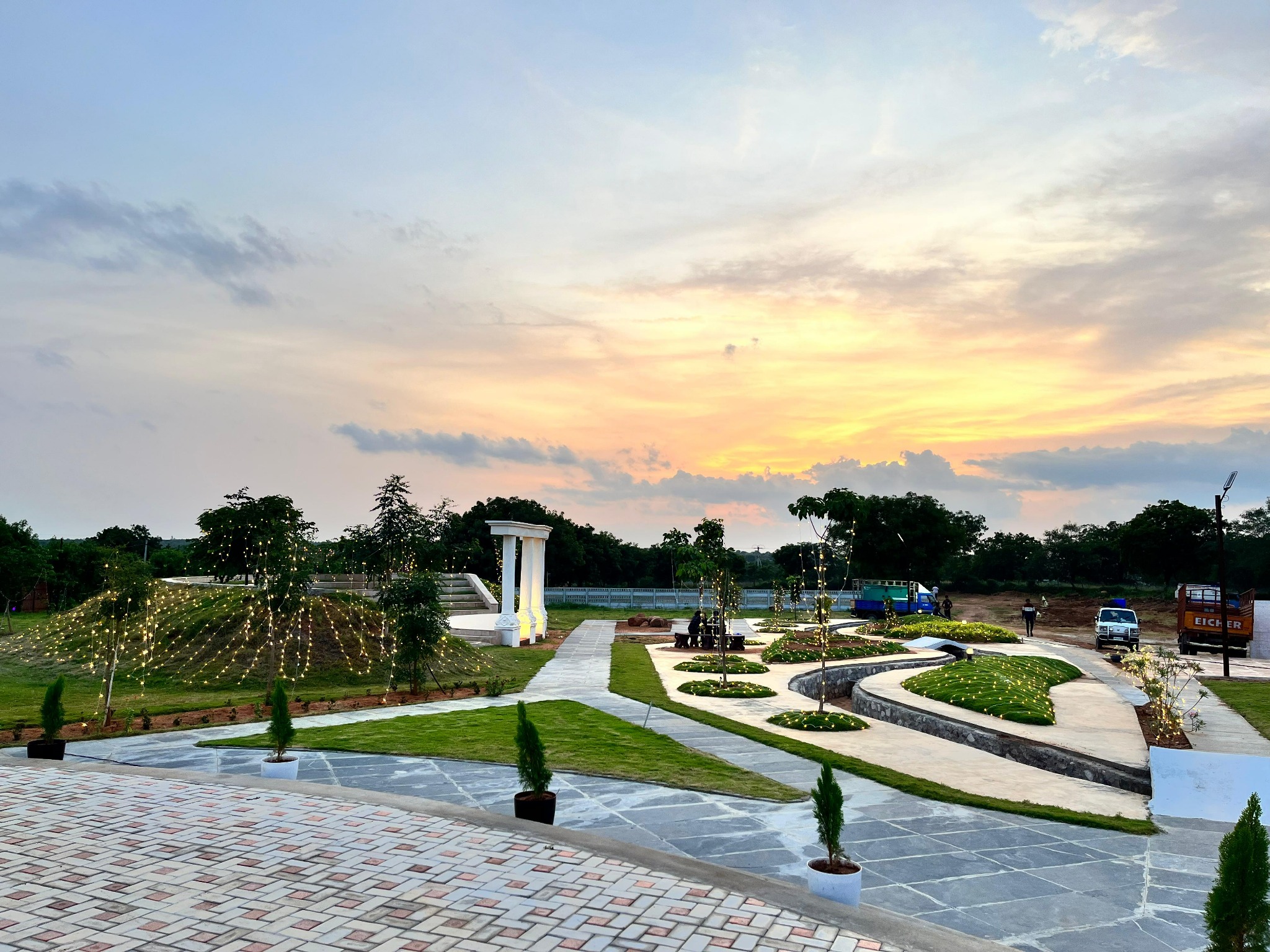 Singapore Stage & Lawns - Evening Celebration Space